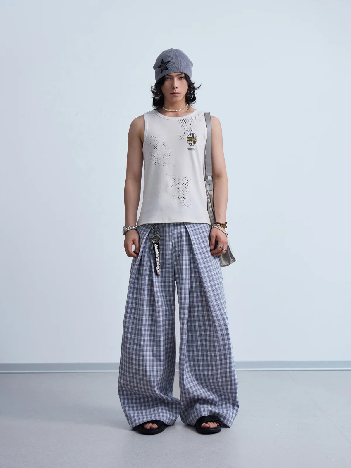 Peoplesense Curved Plaid Relaxed Trousers