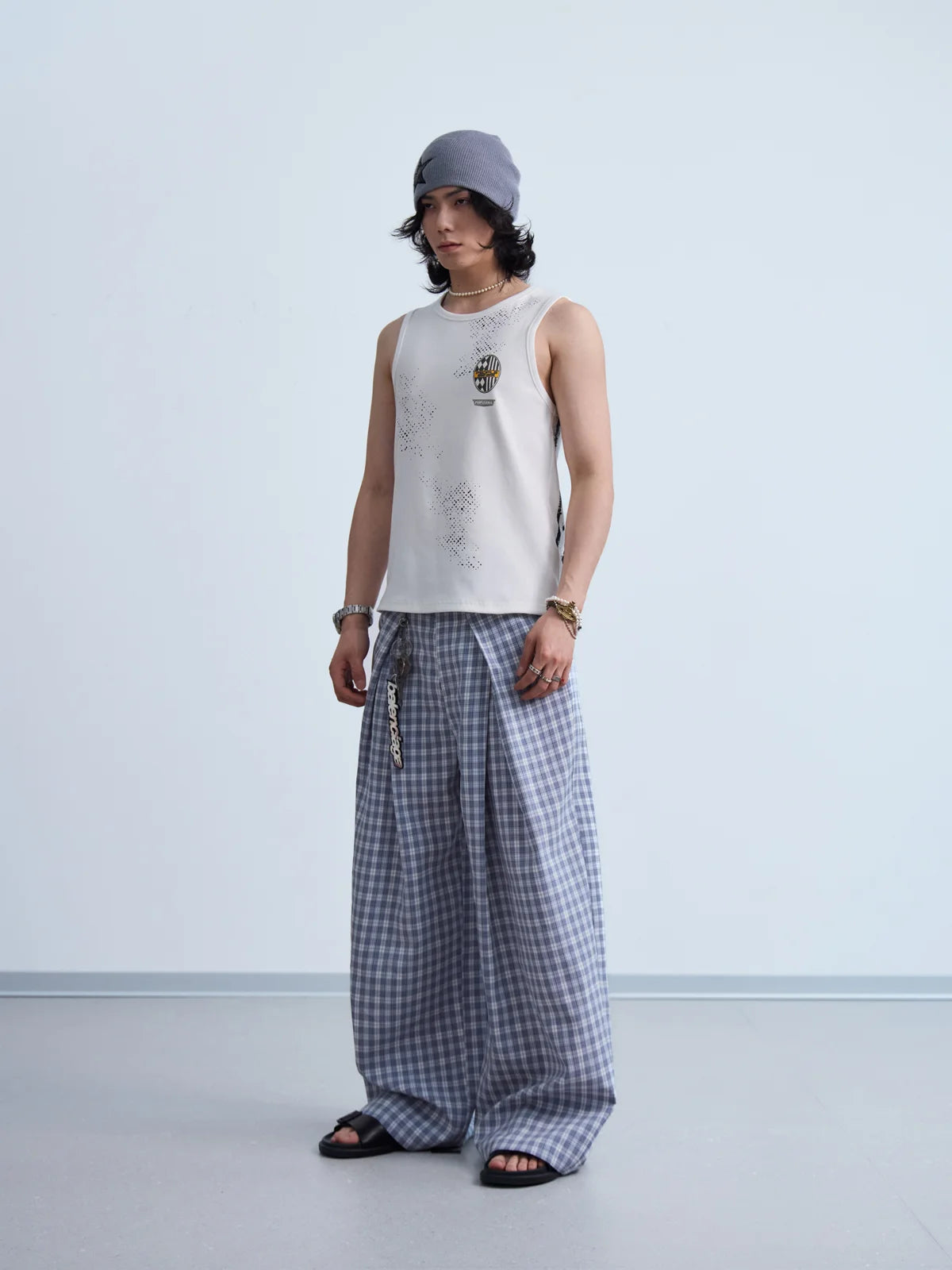 Peoplesense Curved Plaid Relaxed Trousers