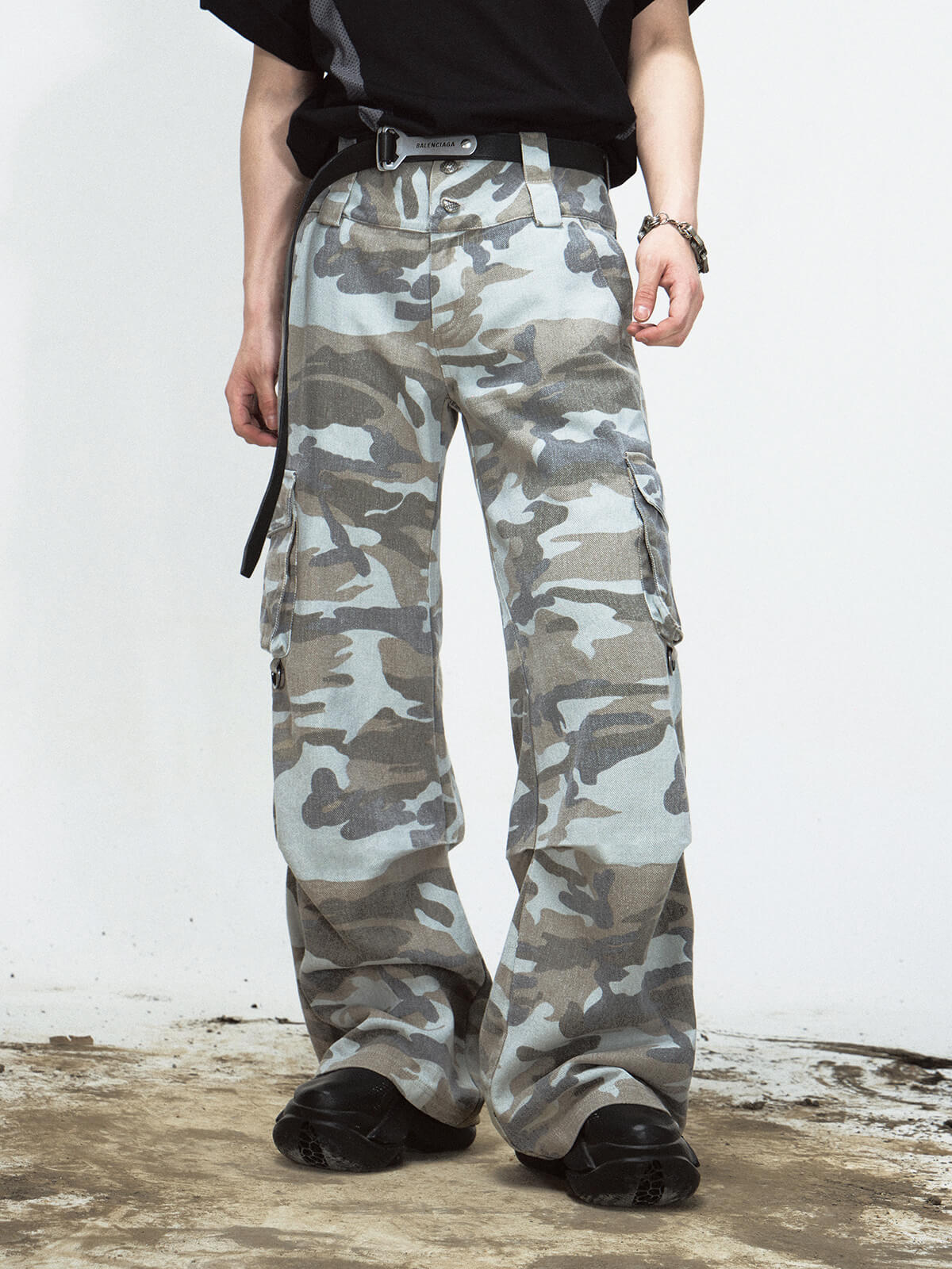 PeopleStyle Grey Camo Cargo Pants