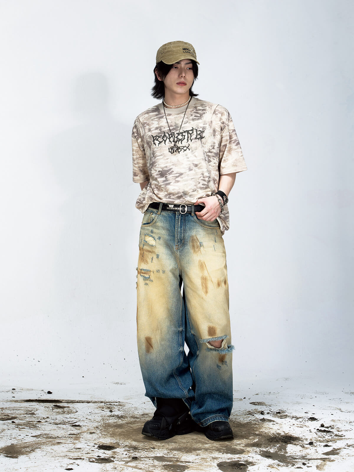  Mud Dye Distressed Baggy Jeans