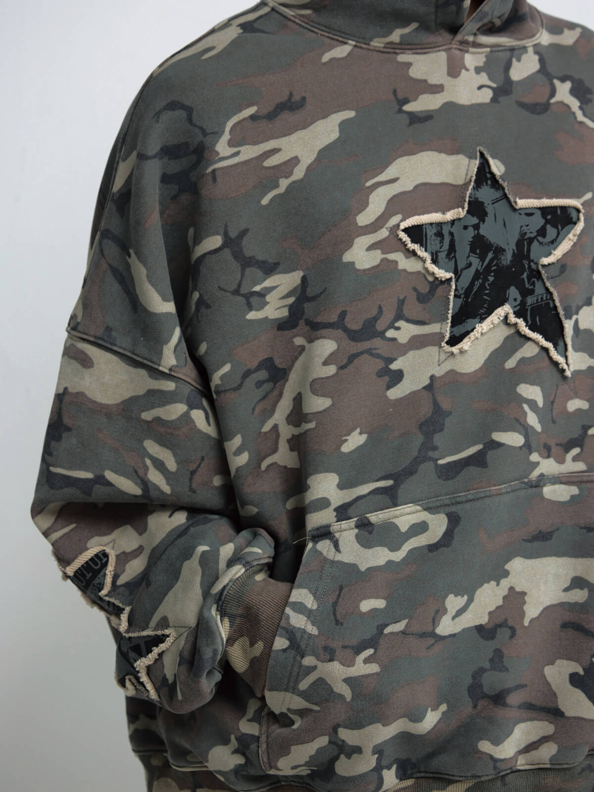 Peoplesense Vintage Camouflage Embroidered Hoodie